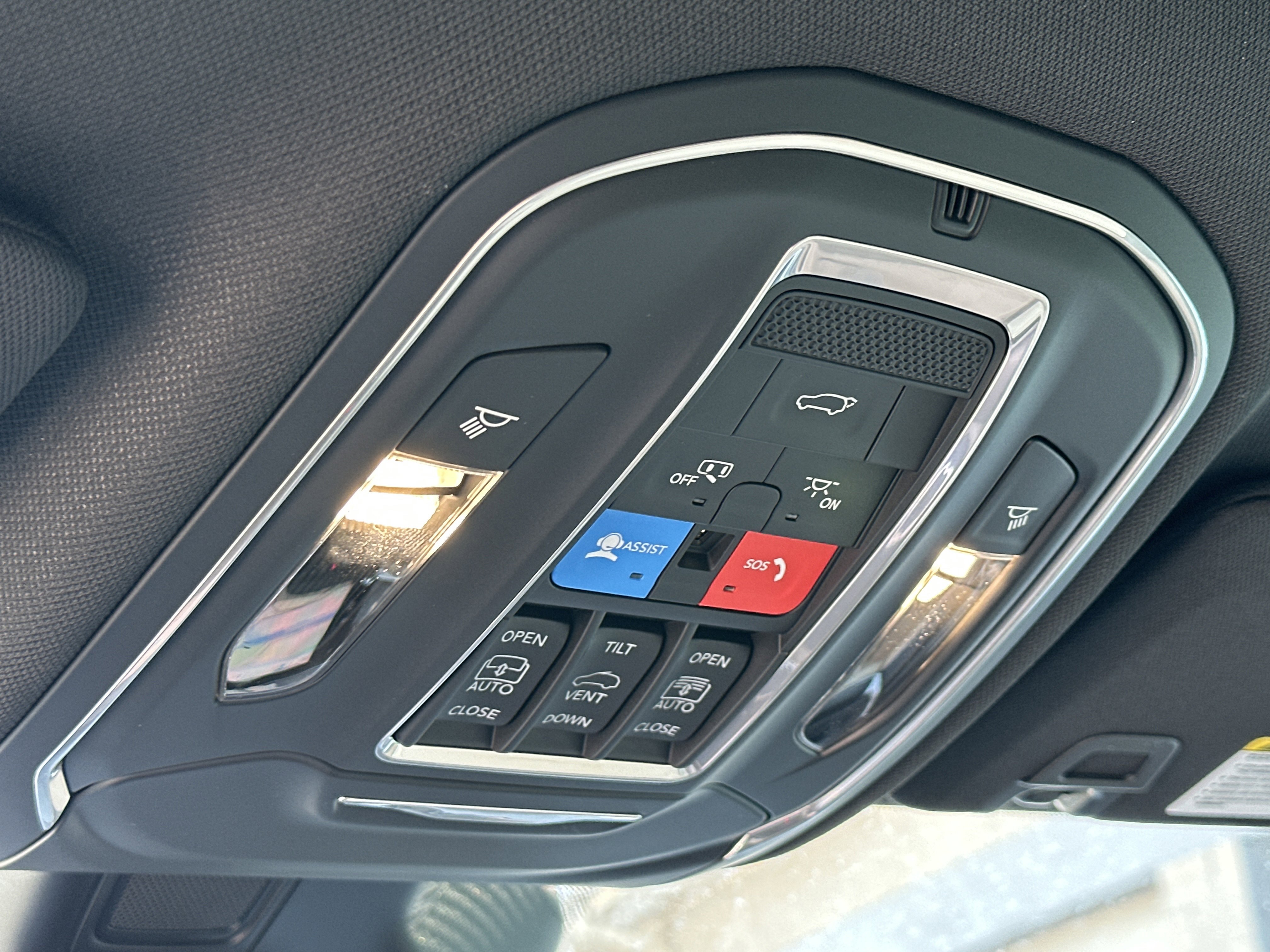 New 2026 Jeep Grand Cherokee Limited w/ Limited Altitude Package image 12