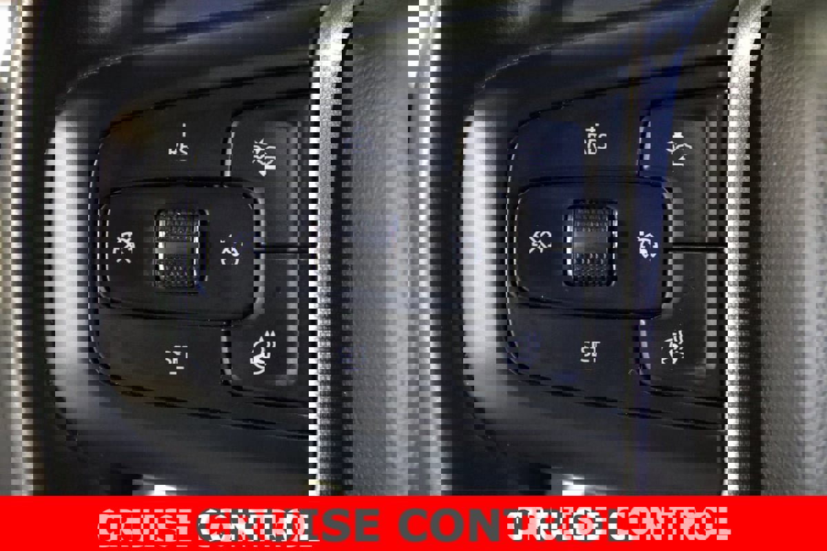 Used 2025 GMC Sierra 2500 SLE w/ SLE Convenience Package image 17