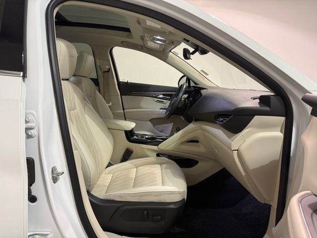 Certified 2022 Buick Envision Avenir w/ Technology Package II image 28
