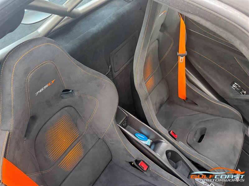 Used 2021 McLaren 765LT RWD image 35