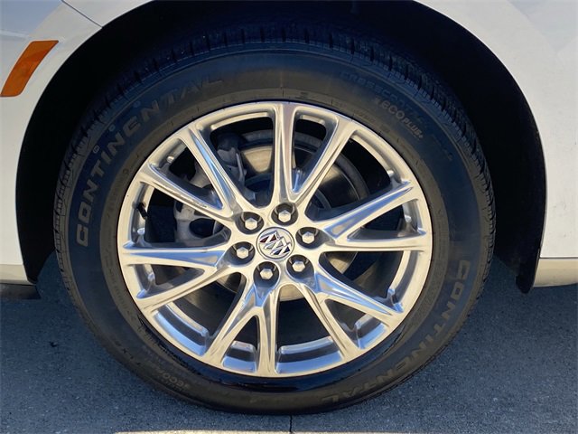 Used 2023 Buick Enclave Essence w/ Experience Buick Package image 25