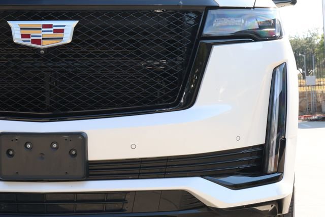 Used 2022 Cadillac Escalade Sport Platinum image 4