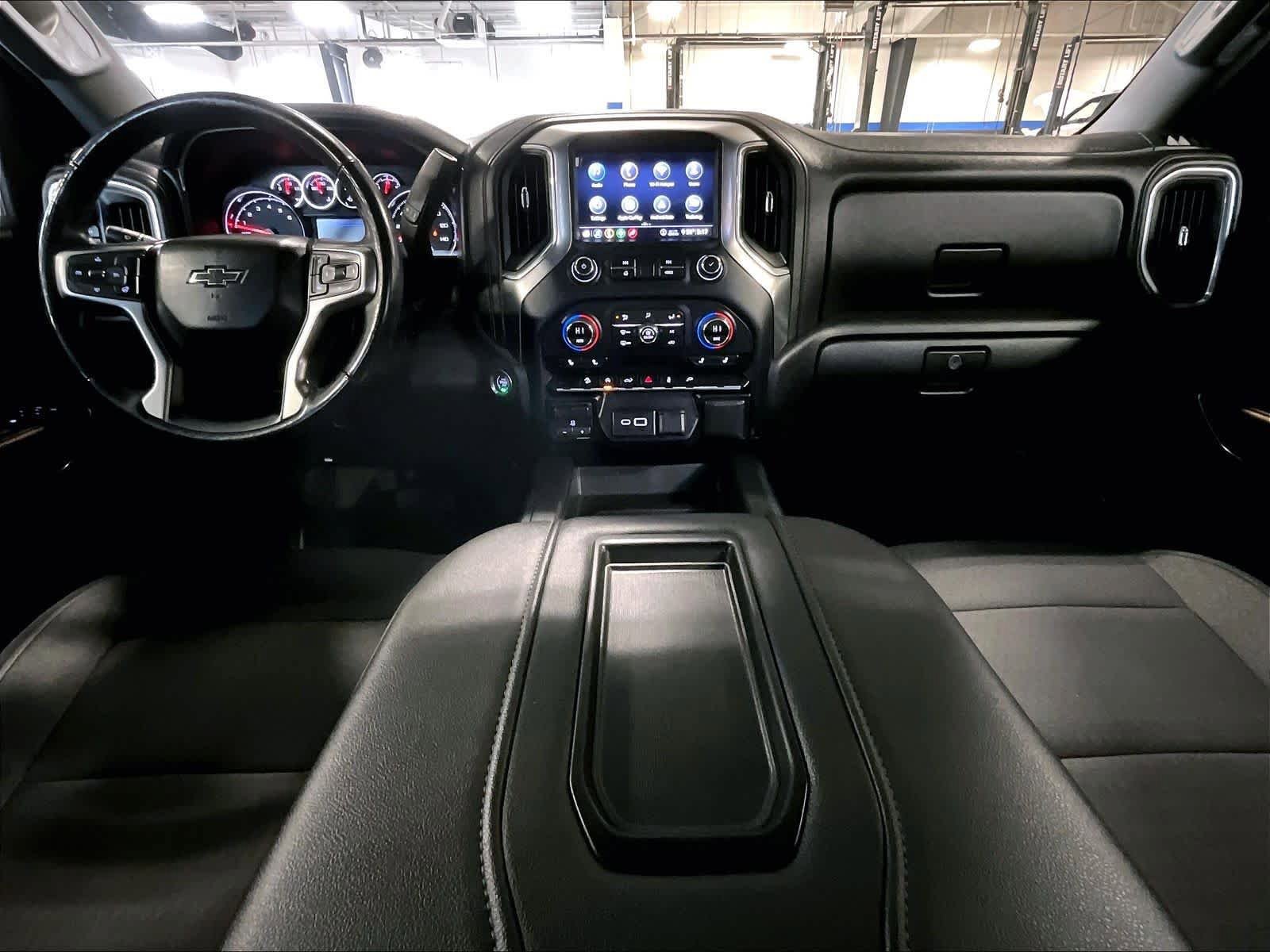 Used 2020 Chevrolet Silverado 1500 LT Trail Boss AWD/4WD image 21