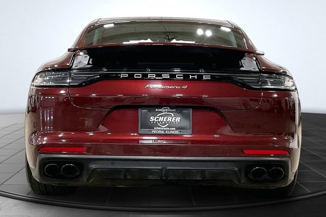 Used 2022 Porsche Panamera 4 Platinum Edition image 4