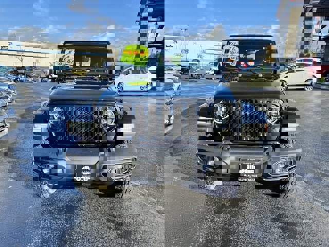 Used 2021 Jeep Wrangler Unlimited Sahara image 2