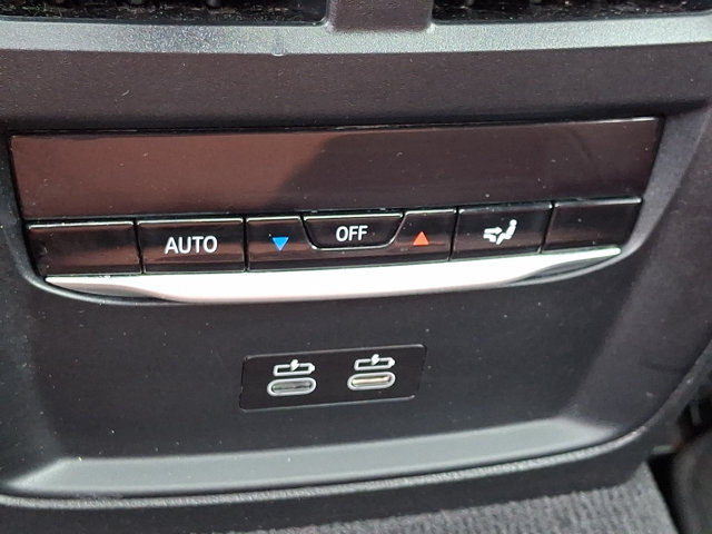 Used 2024 BMW i4 M50 AWD/4WD image 11