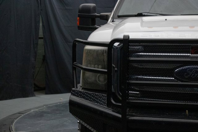Used 2015 Ford F350 Lariat w/ Lariat Ultimate Package image 5