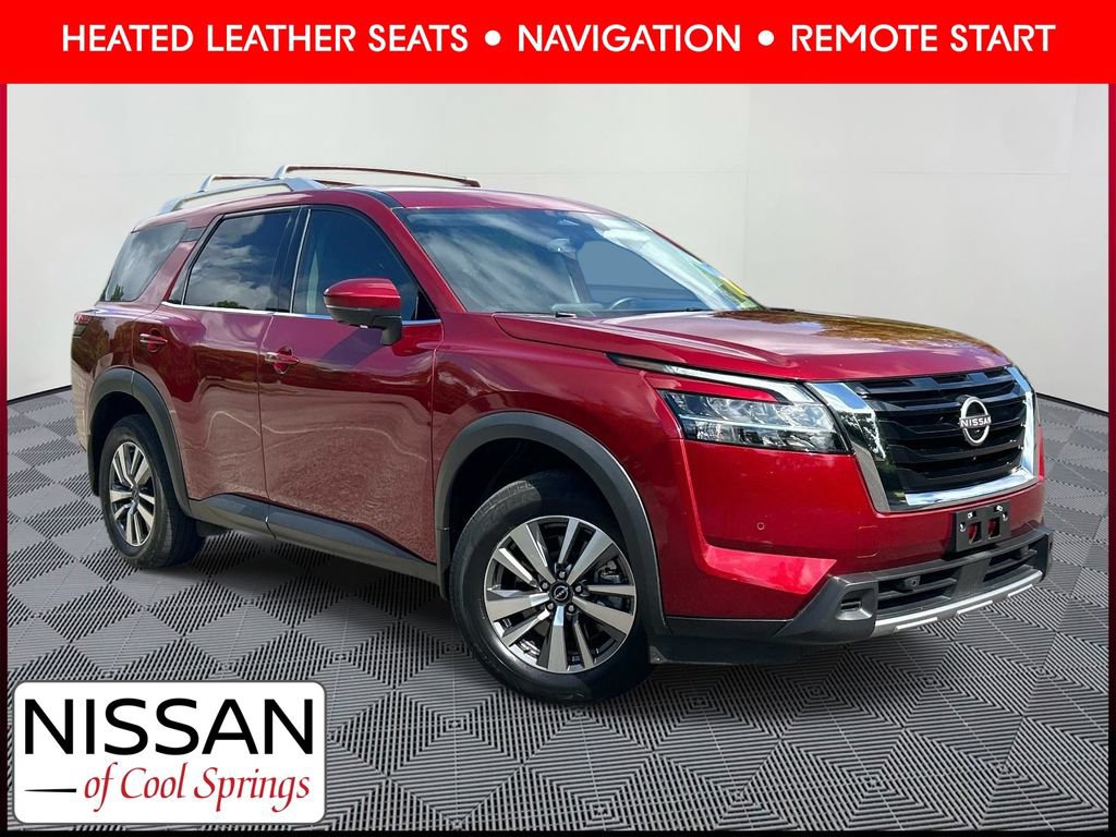 Used 2023 Nissan Pathfinder SL AWD/4WD image 1