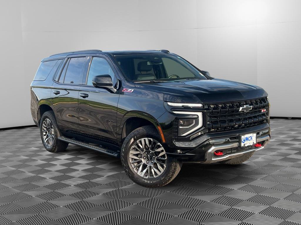 Used 2025 Chevrolet Tahoe Z71 w/ Comfort Package AWD/4WD image 5