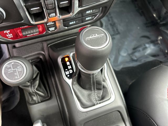 Used 2025 Jeep Gladiator Rubicon image 24