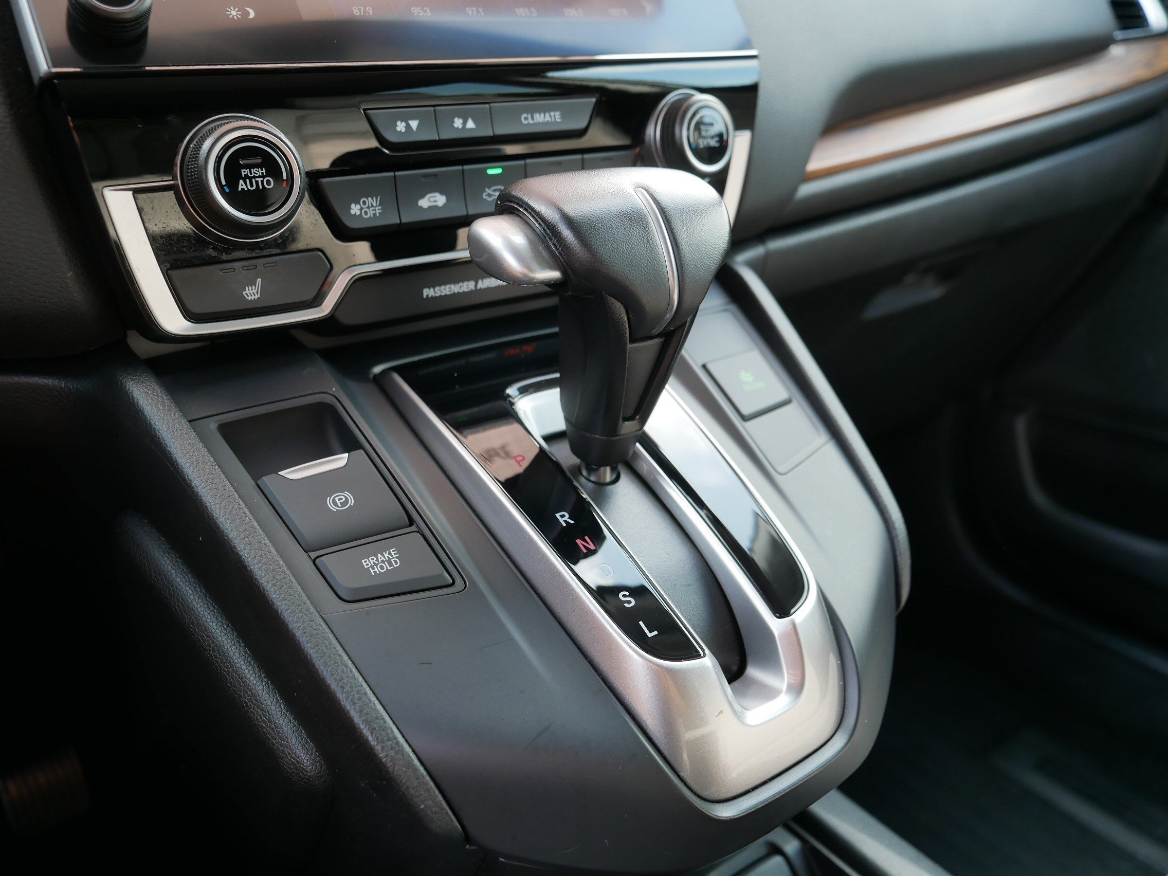 Used 2018 Honda CR-V EX-L image 24