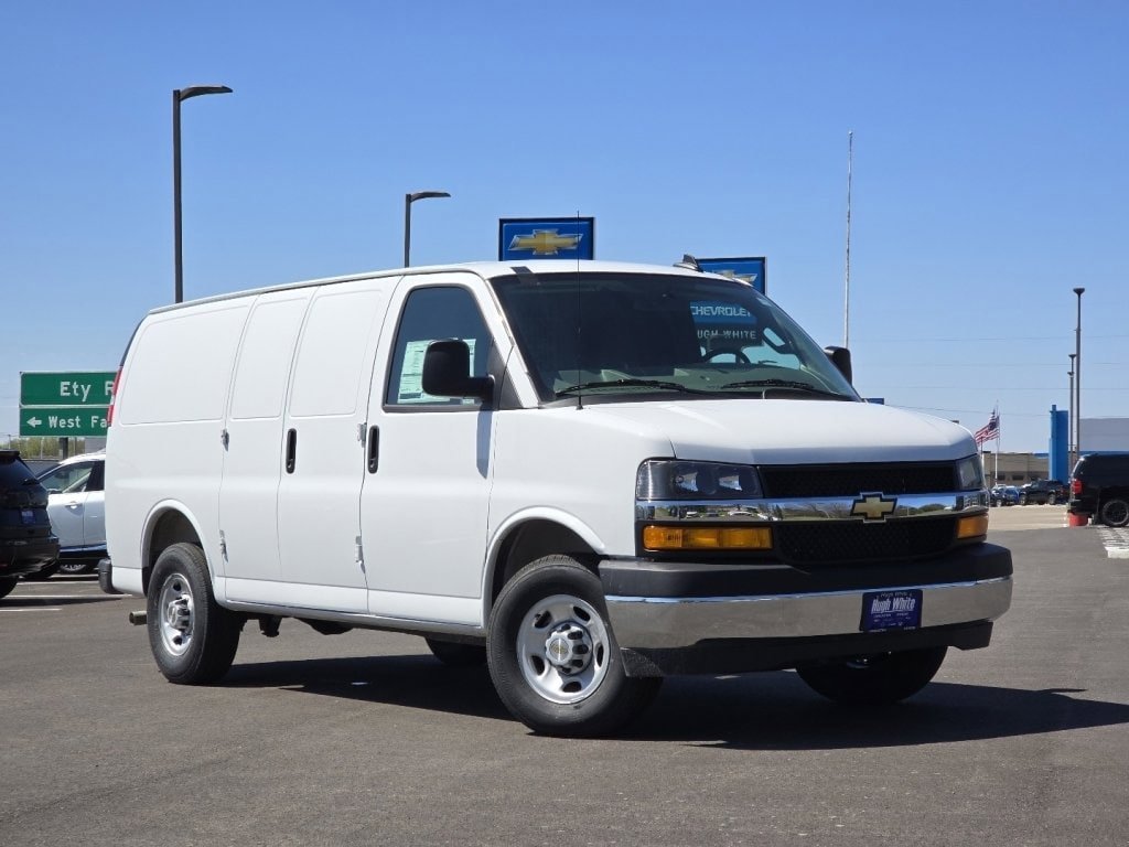 New 2026 Chevrolet Express 2500 w/ Driver Convenience Package RWD image 2