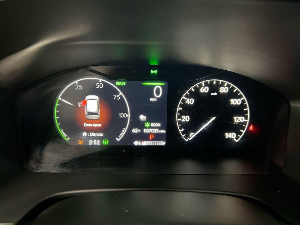 Used 2024 Honda CR-V Sport Touring image 12