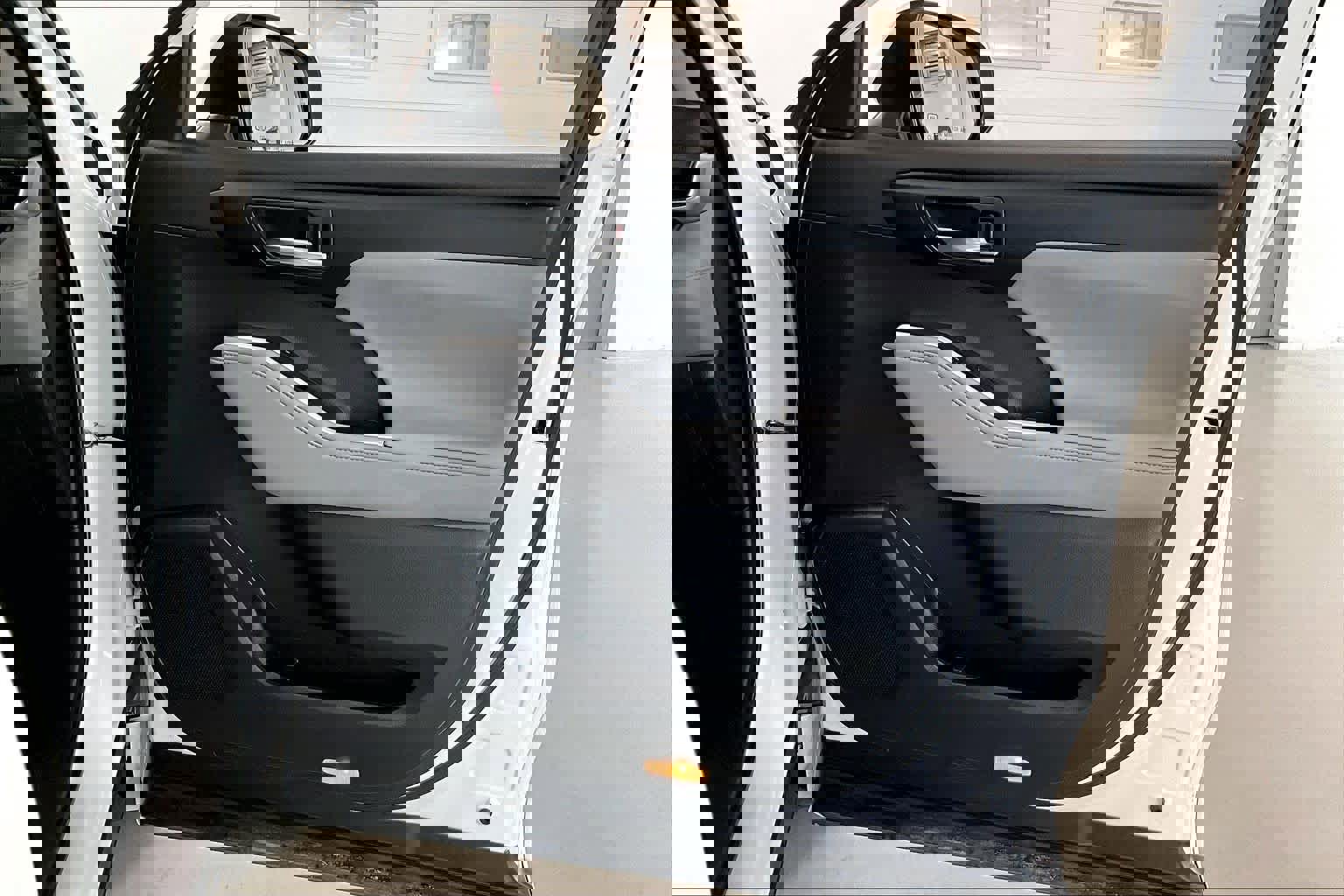 Used 2022 Toyota Highlander XLE image 26