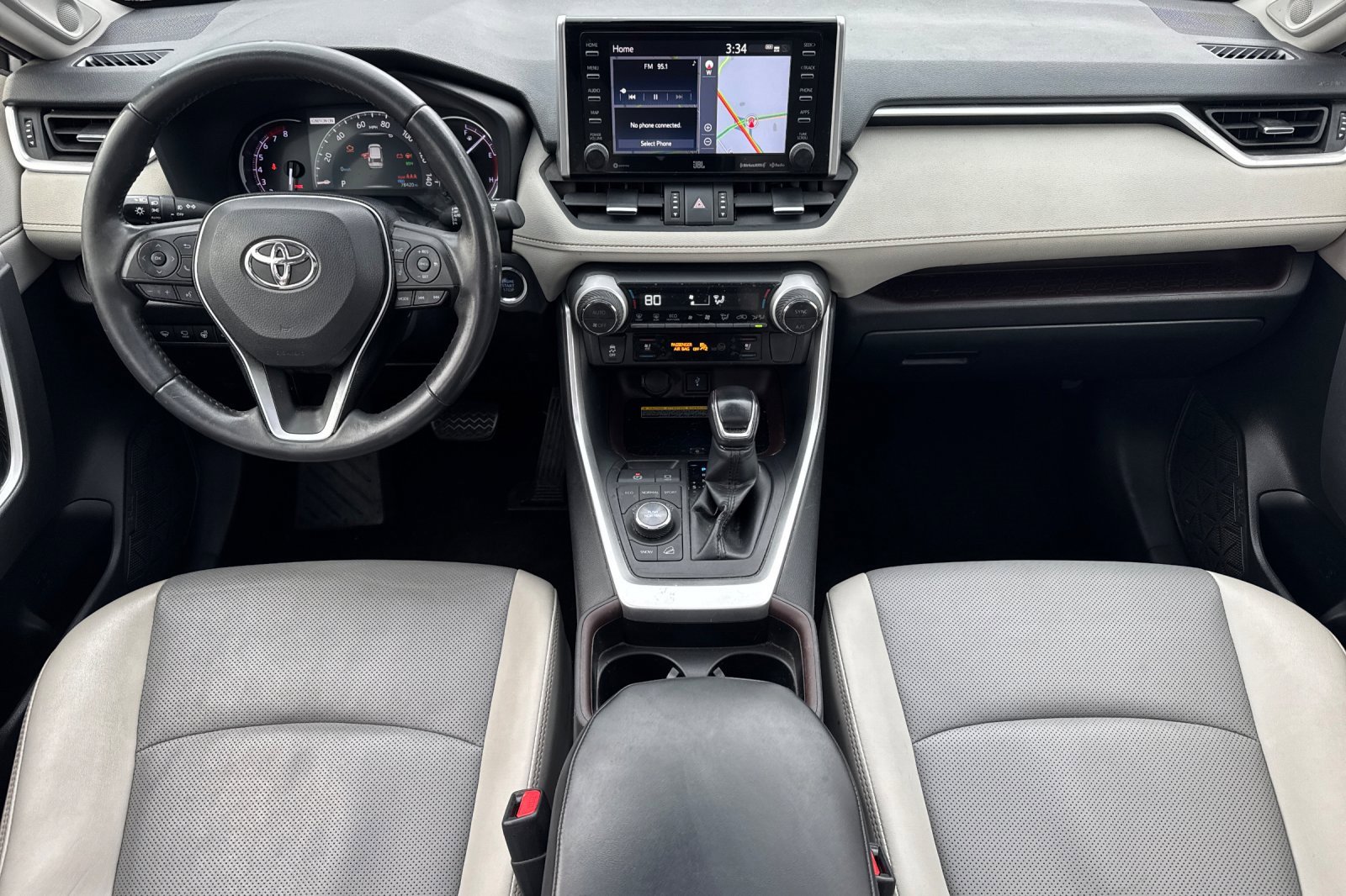 Used 2020 Toyota RAV4 Limited image 15