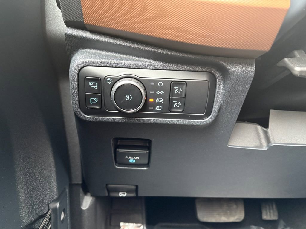 Used 2024 Ford Bronco Outer Banks image 25