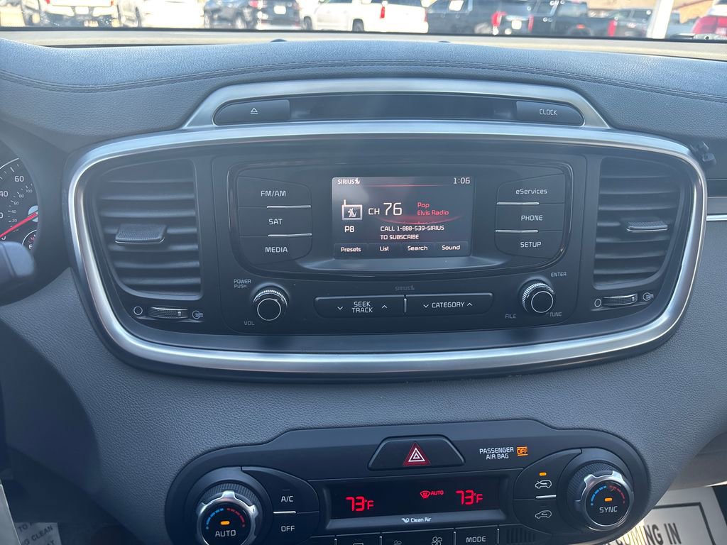 Used 2016 Kia Sorento EX image 20