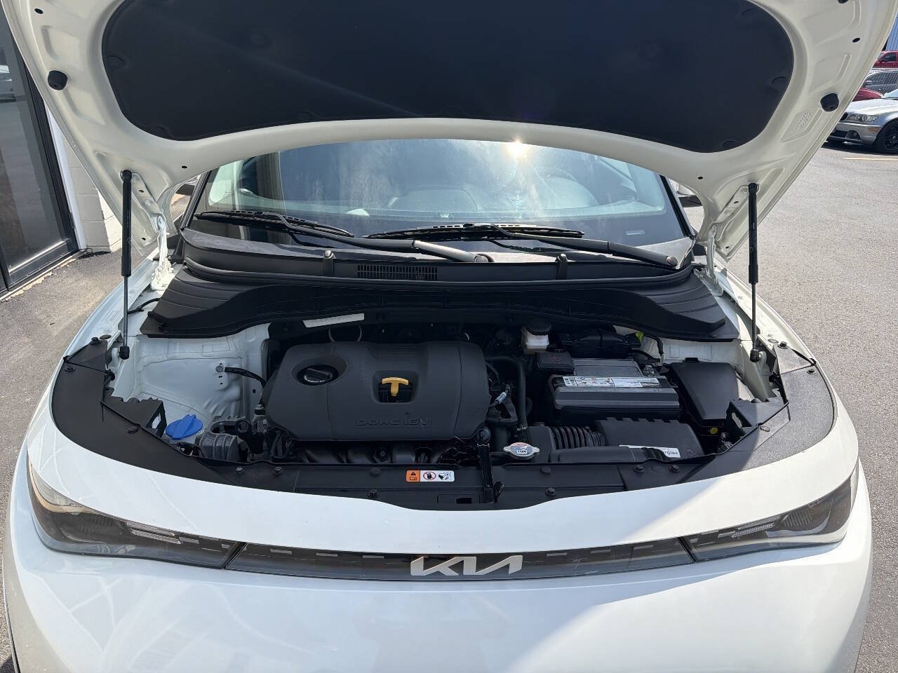 Used 2023 Kia Soul LX w/ LX Technology Package FWD image 17