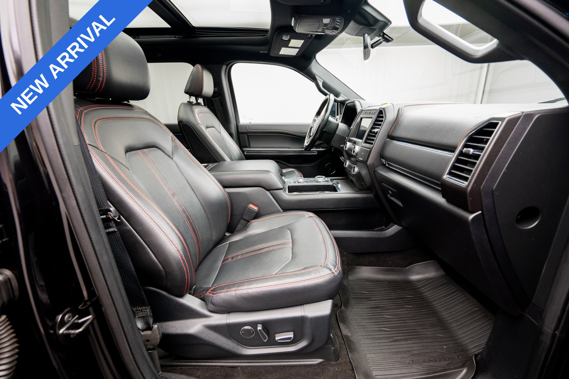 Used 2021 Ford Expedition Limited AWD/4WD image 14