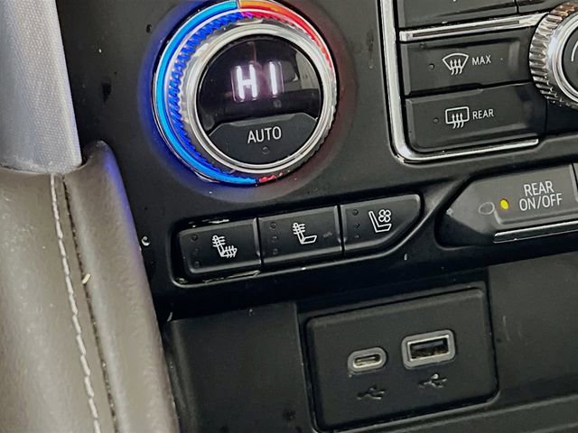 Used 2022 GMC Yukon XL SLT w/ SLT Luxury Package image 22