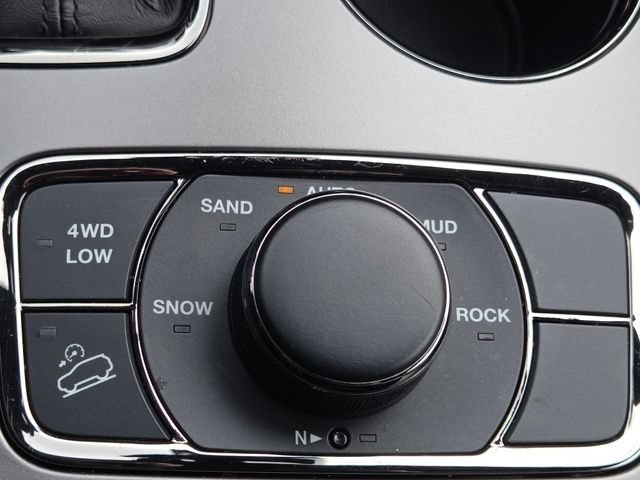 Used 2020 Jeep Grand Cherokee Limited X AWD/4WD image 10