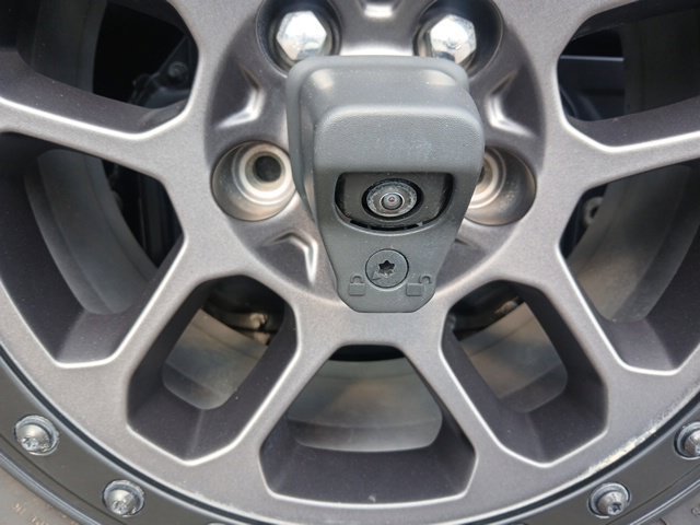 Used 2022 Jeep Wrangler Unlimited Rubicon w/ Xtreme Recon 35" Tire Package AWD/4WD image 5