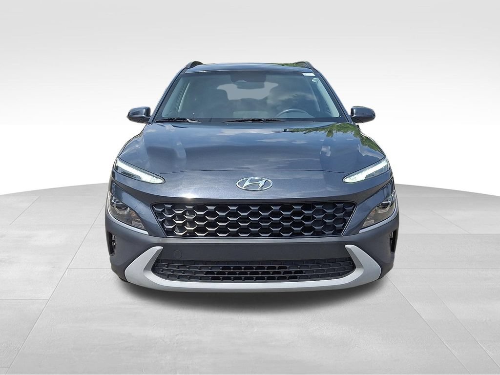 Used 2022 Hyundai Kona SEL w/ Convenience Package AWD/4WD image 2