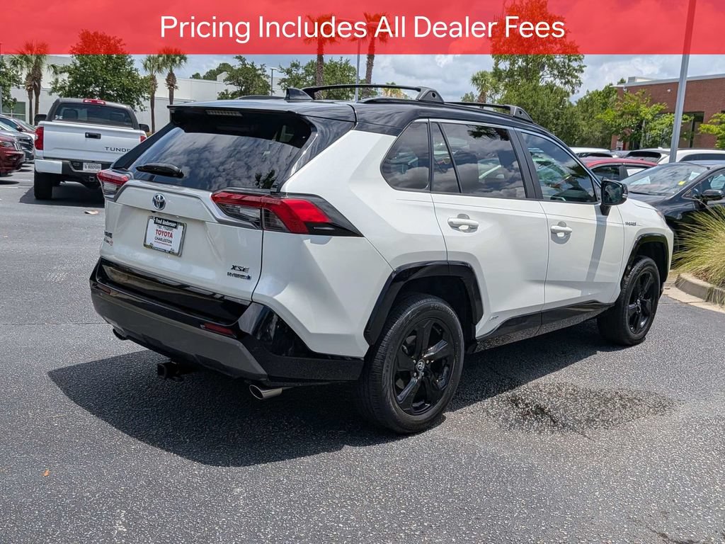 Certified 2020 Toyota RAV4 XSE w/ XSE Grade Weather Package AWD/4WD image 5