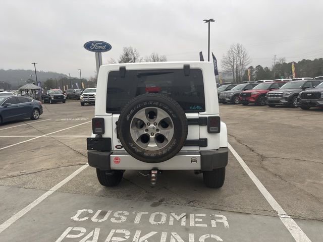 Used 2018 Jeep Wrangler Sahara w/ Connectivity Group image 8
