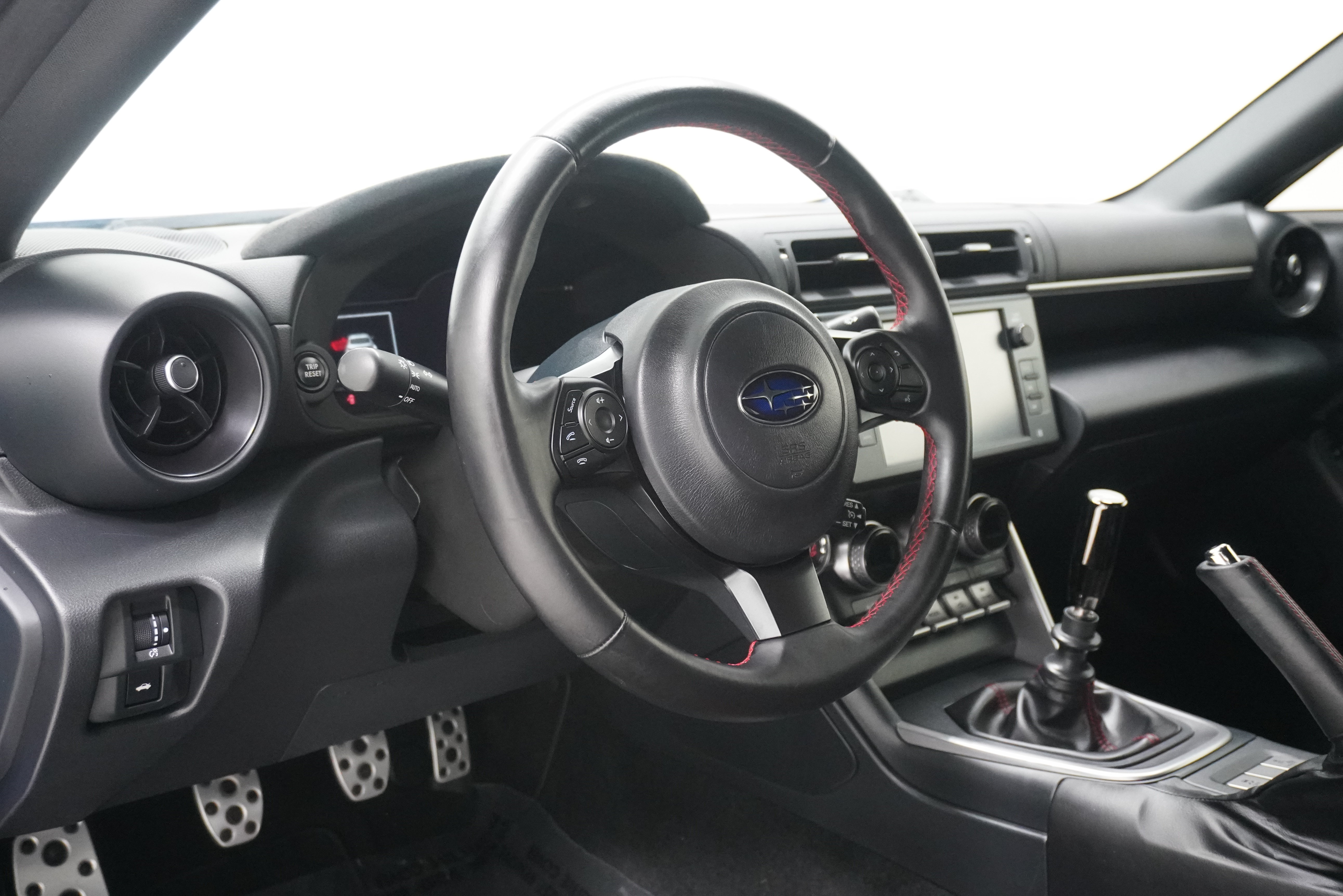 Used 2022 Subaru BRZ Limited RWD image 10