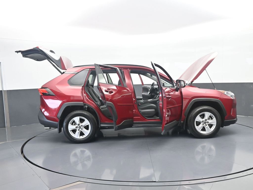 Used 2020 Toyota RAV4 XLE w/ Convenience Package image 68