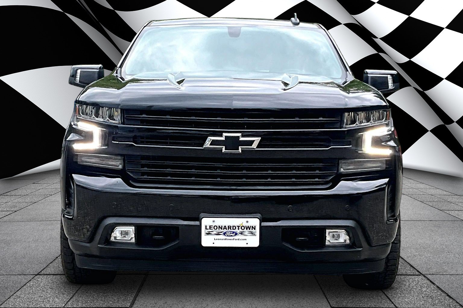 Used 2021 Chevrolet Silverado 1500 RST AWD/4WD image 3