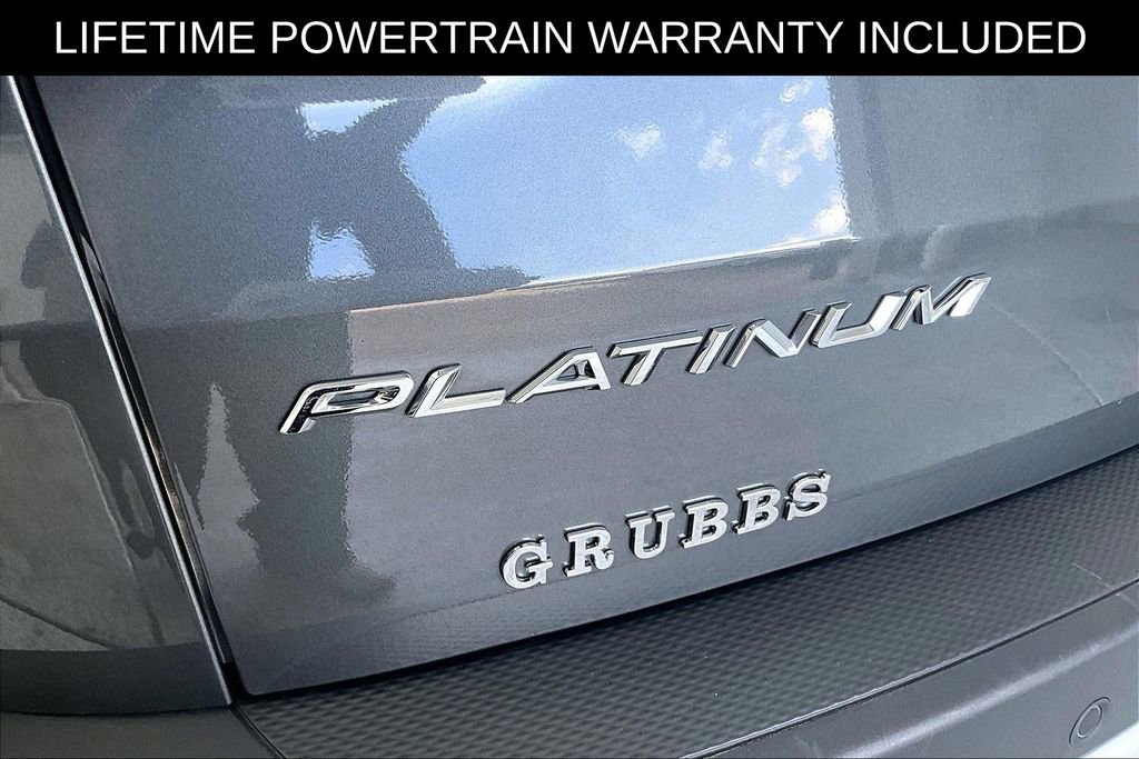 Used 2025 Ford Escape Platinum AWD/4WD image 43