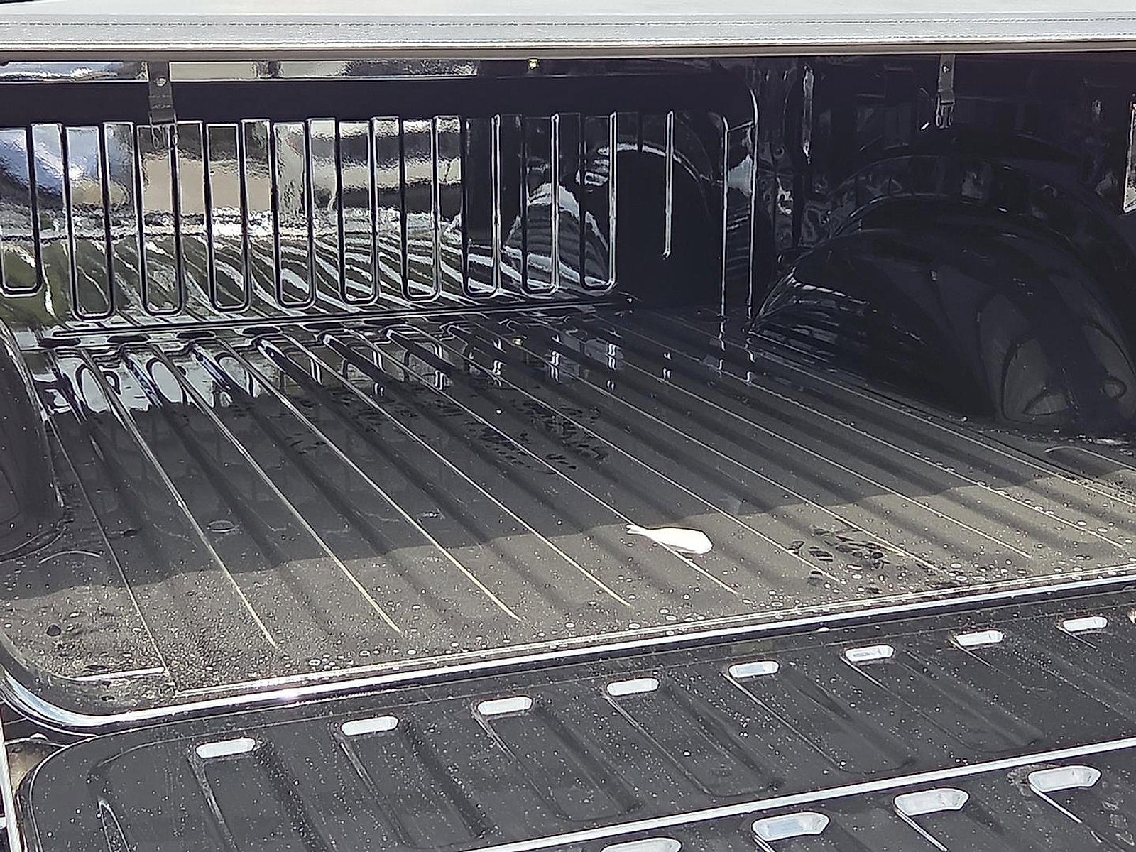 New 2026 RAM 1500 Laramie w/ Night Edition image 8