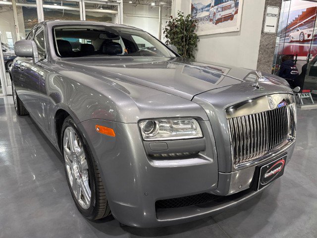 Used 2010 Rolls-Royce Ghost image 23