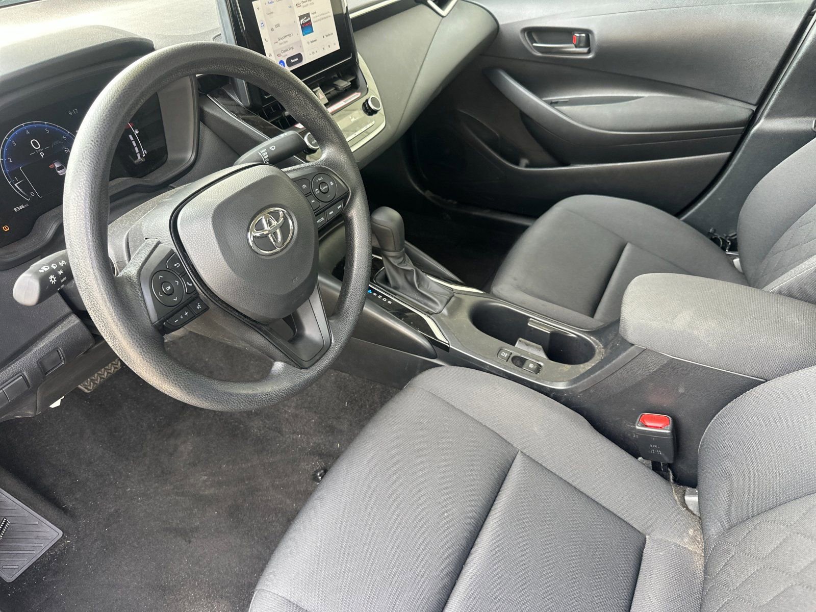 Used 2026 Toyota Corolla LE image 9