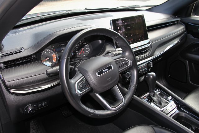 Used 2022 Jeep Compass Latitude w/ Convenience Group AWD/4WD image 20