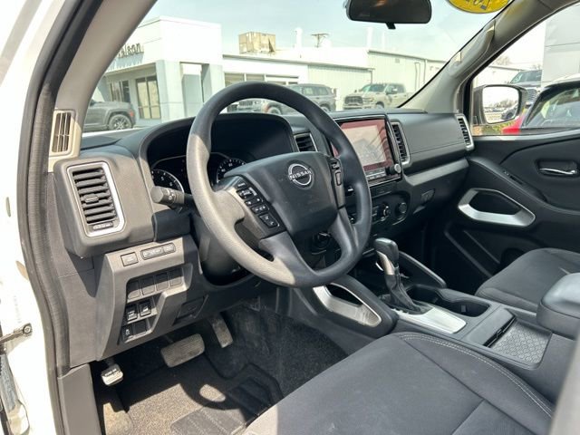 Used 2022 Nissan Frontier SV image 26