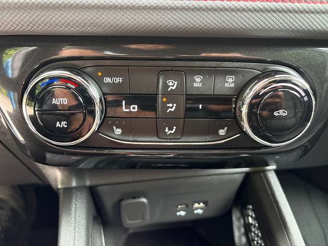 Used 2025 Chevrolet TrailBlazer RS w/ Convenience Package AWD/4WD image 31
