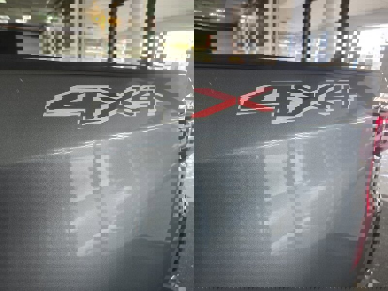 Used 2021 Chevrolet Silverado 1500 W/T w/ WT Value Package AWD/4WD image 22