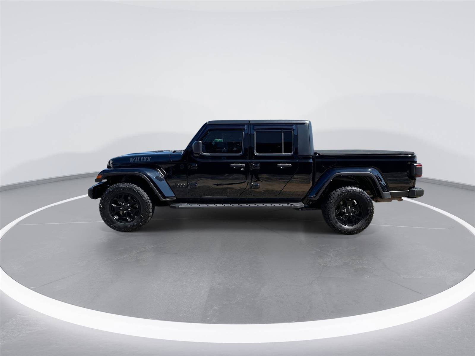 Used 2021 Jeep Gladiator Sport AWD/4WD image 5