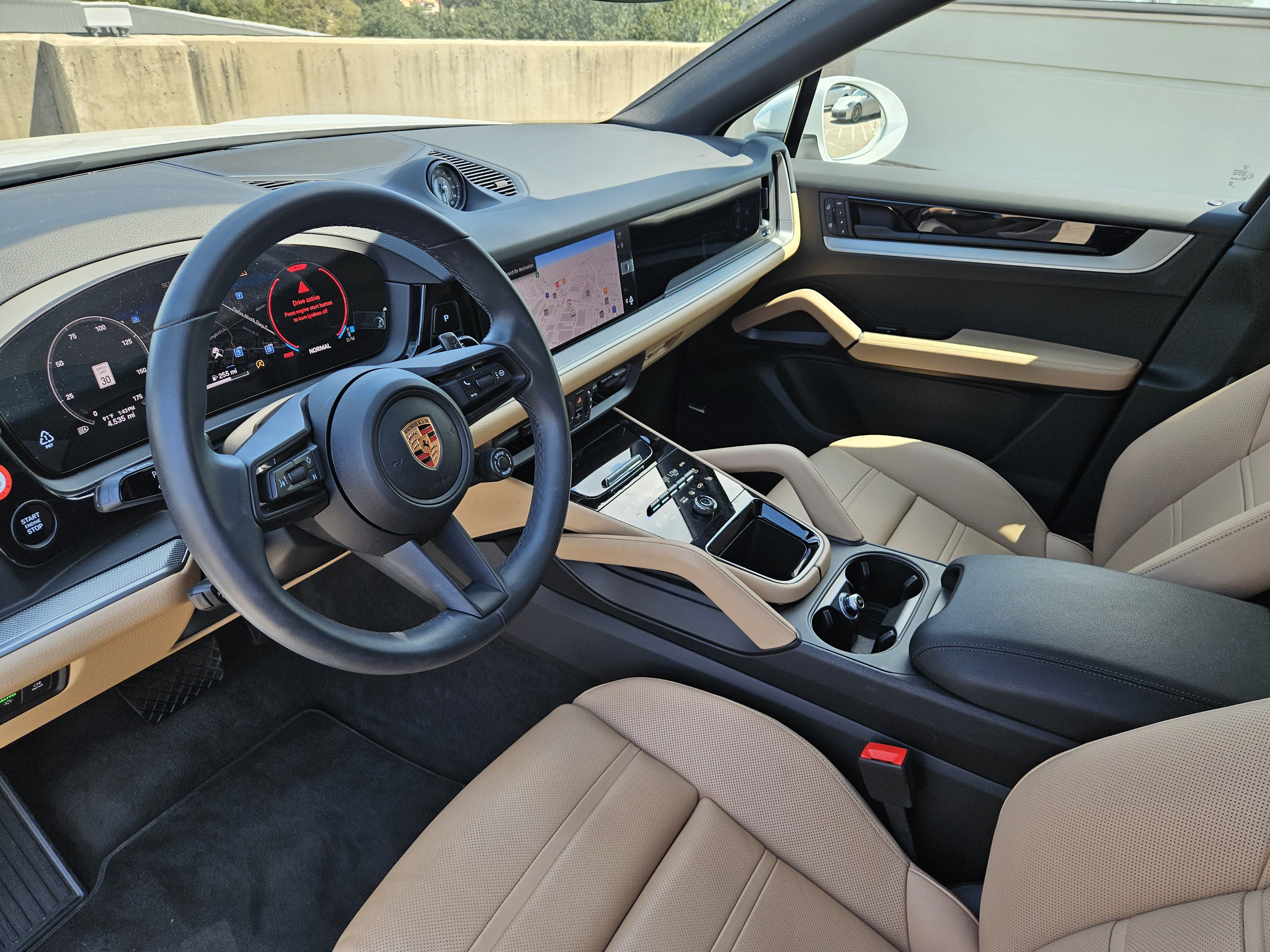 Certified 2026 Porsche Cayenne Coupe AWD/4WD image 4