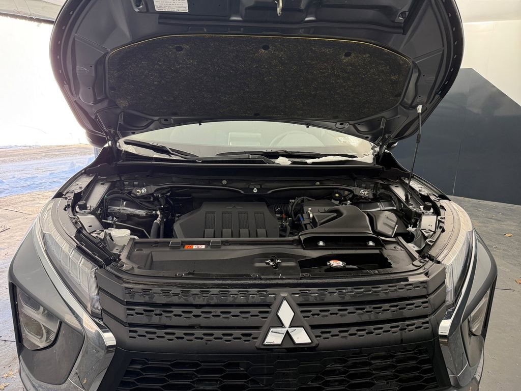 New 2026 Mitsubishi Eclipse Cross Black Edition image 25