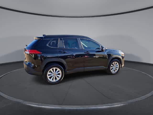 Used 2023 Toyota Corolla Cross LE FWD image 8
