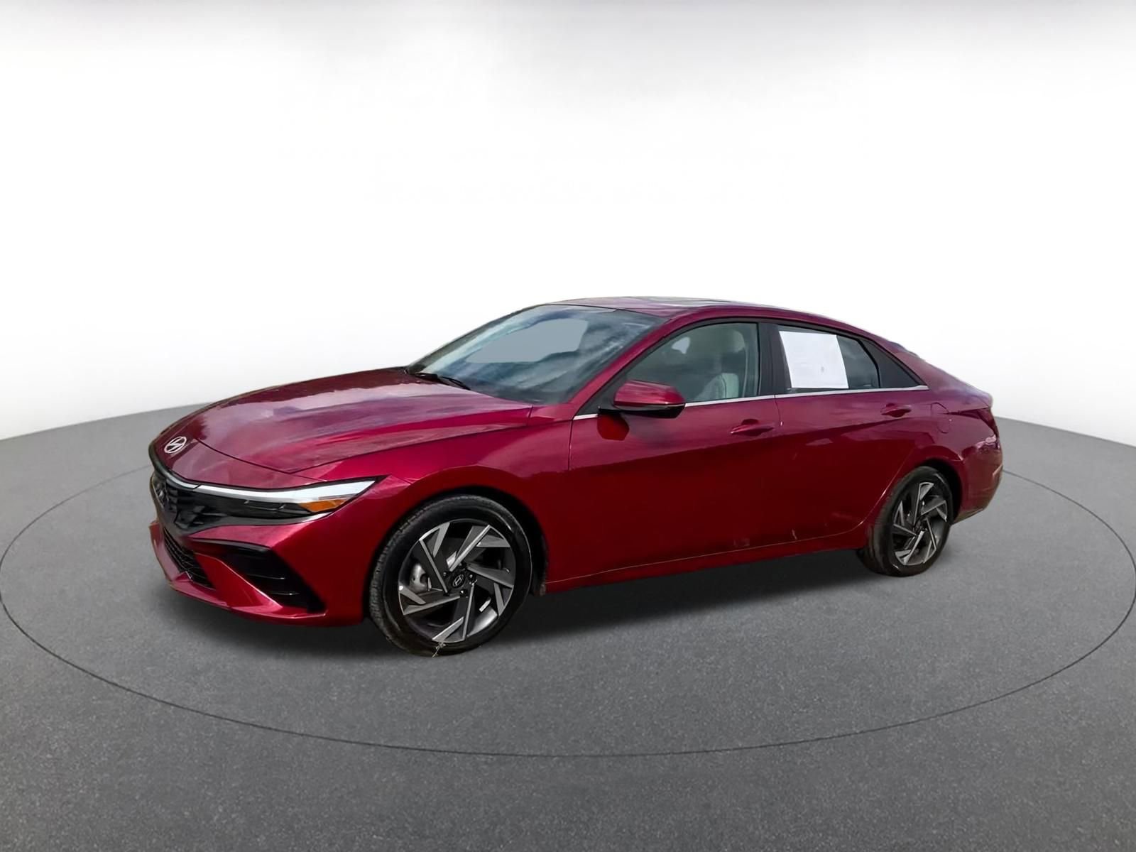 Used 2025 Hyundai Elantra Limited image 7