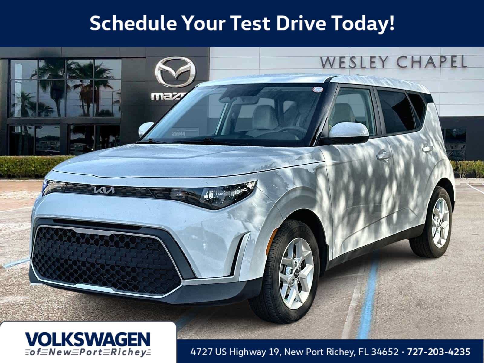 Used 2024 Kia Soul LX w/ Option Group 015