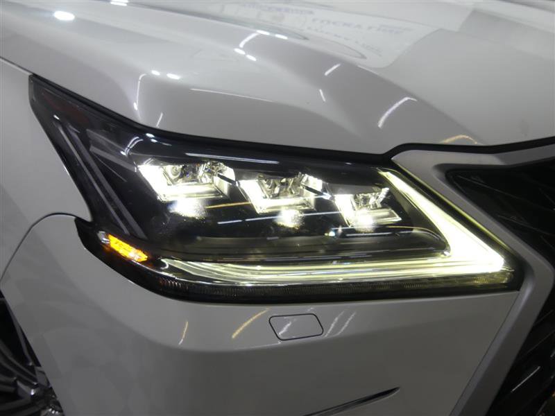 Used 2016 Lexus LX 570 4WD image 14