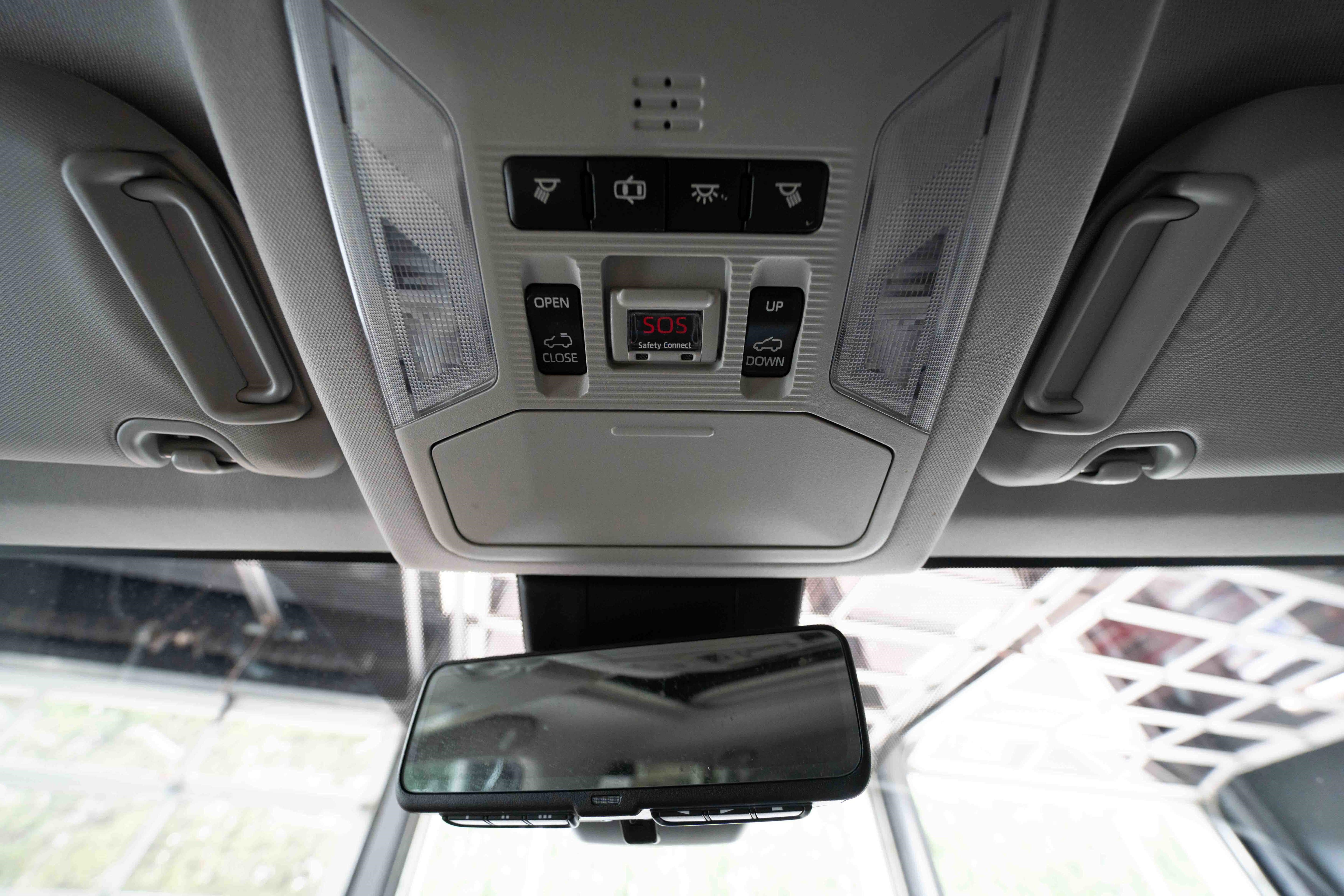 Used 2019 Toyota RAV4 Limited w/ All Weather Liner Package AWD/4WD image 18