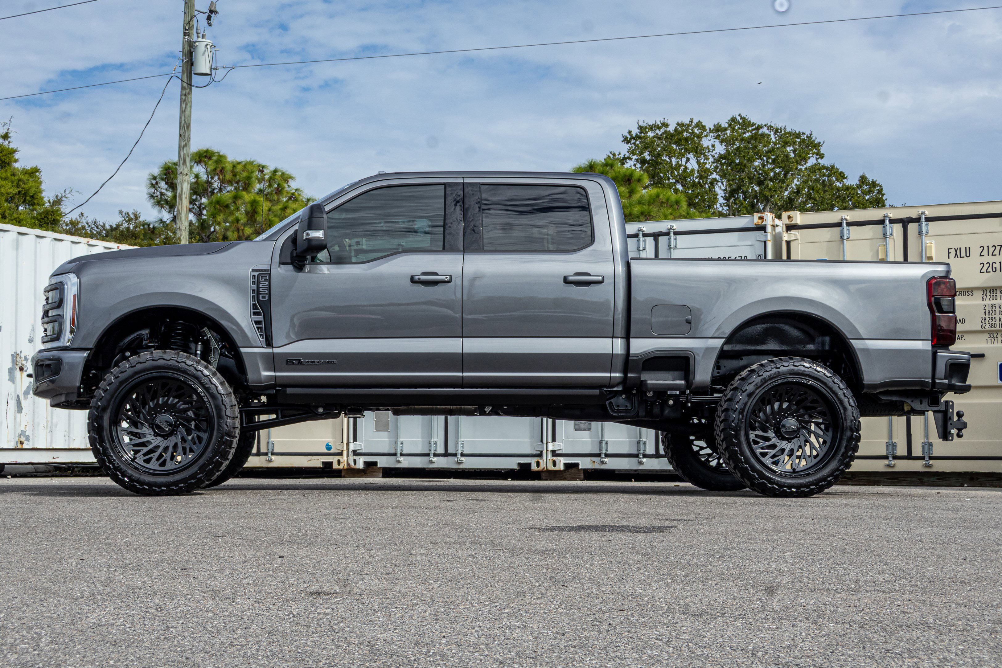 New 2025 Ford F250 Lariat w/ Lariat Ultimate Package image 8