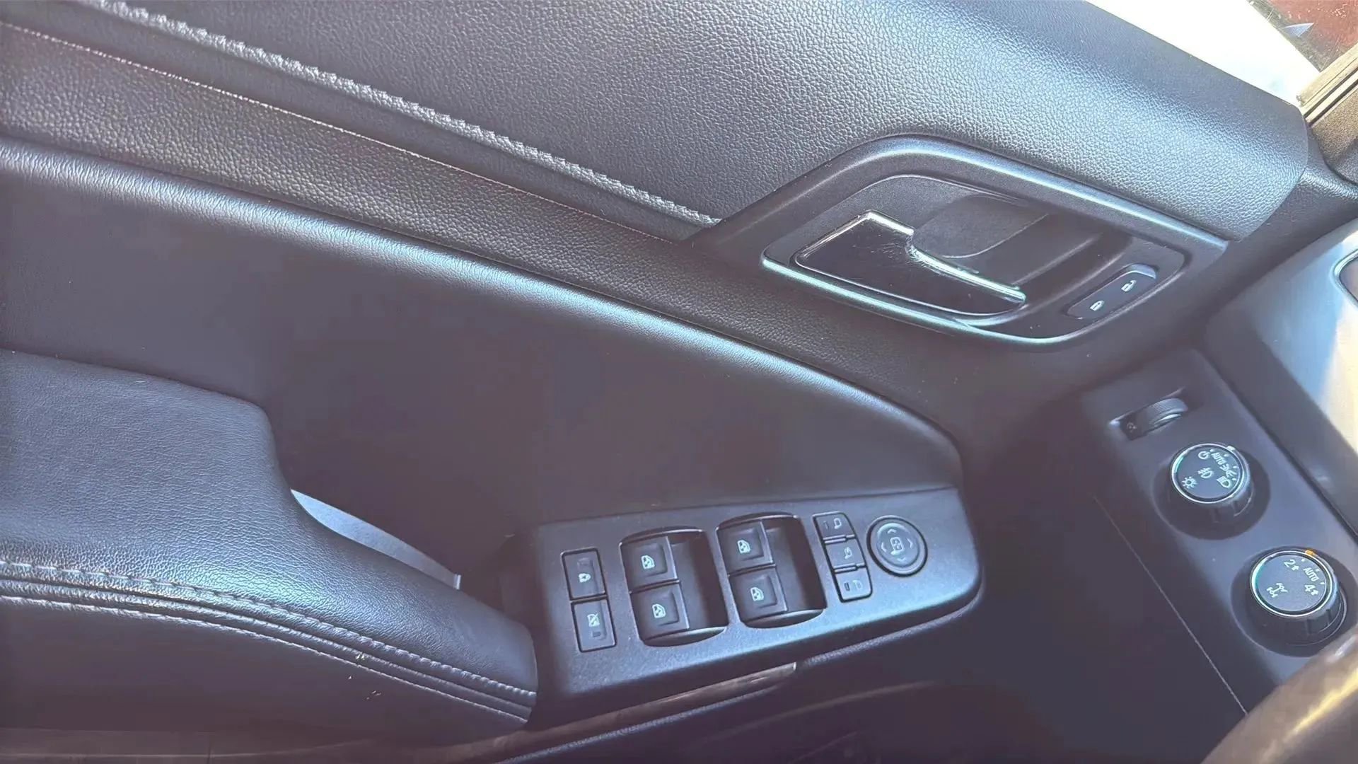 Used 2016 Chevrolet Tahoe LT image 21